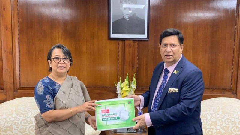 করোনা মোকাবিলায় ৩০ হাজার মাস্ক দিলো ভারত