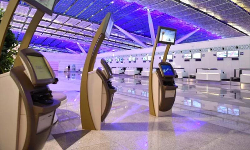 সৌদির সব আন্তর্জাতিক ফ্লাইট স্থগিত