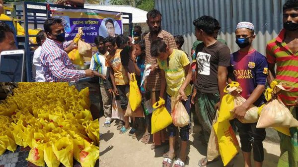 এমপি সালাম মুর্শেদীর পক্ষে তেরখাদায় পৌঁছে দেওয়া হচ্ছে খাবার