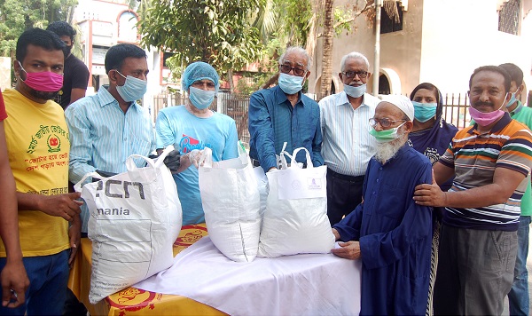 ত্রাণ বিতরণে কোন অনিয়ম সহ্য করা হবেনা: সিটি মেয়র