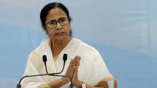 সেদ্ধ ভাত খান, এটা লাটসাহেবি দেখানোর সময় নয়, বাজারমুখী জনতাকে বললেন মমতা