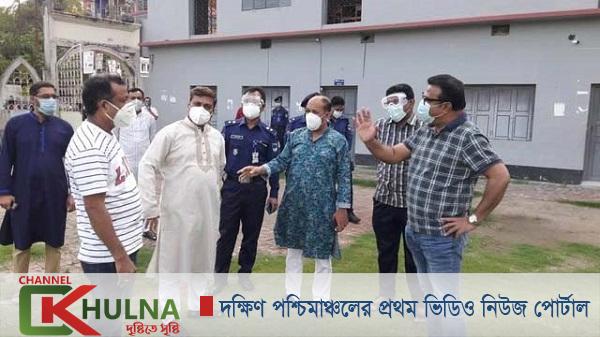 যশোরে বড়বাজার ঈদগাহ মাঠে স্থানন্তর