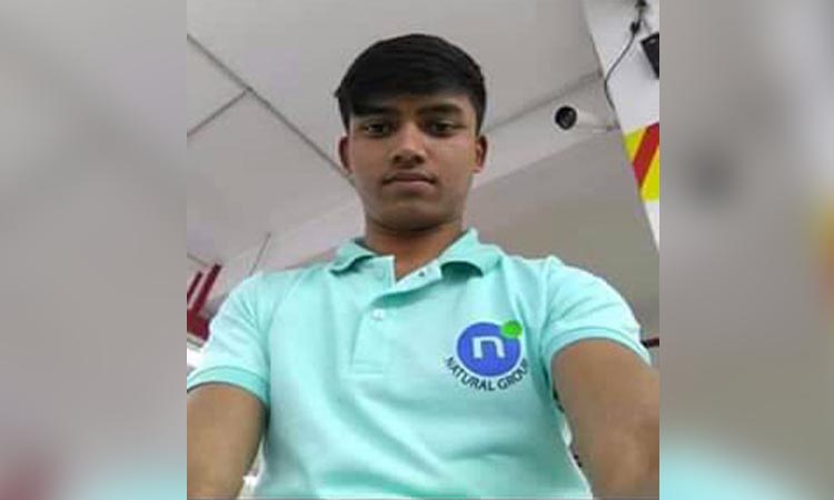 ঢাকায় কাজে যেতে গিয়ে লাশ হলো তালার ছেলে