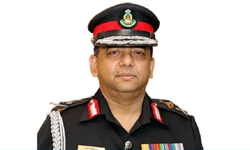 ঘরে না কবরে থাকবেন সিদ্ধান্ত আপনার: বেনজীর আহমেদ