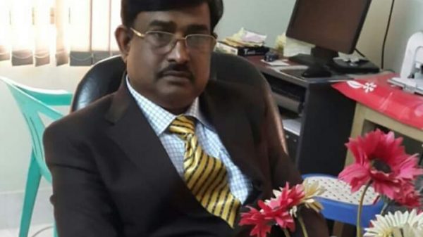 খুমেক হাসপাতালের পরিচালক ডা: এটিএম মঞ্জুর মোর্শেদকে বদলী