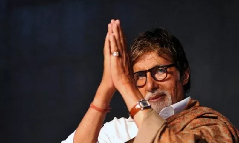 ধীরে ধীরে অন্ধ হয়ে যাচ্ছেন অমিতাভ!