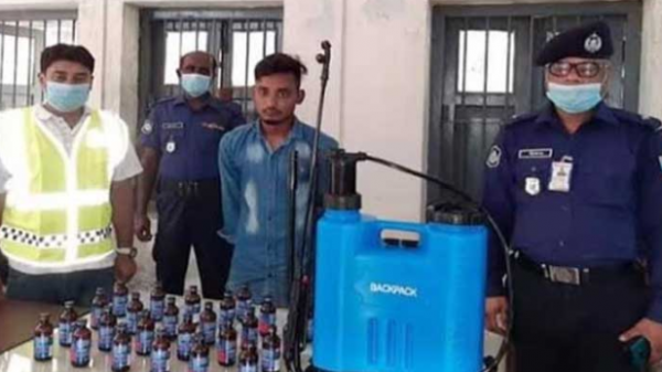 করোনা প্রতিরোধে ব্যবহিত স্প্রে মেশিনে ফেনসিডিল বহন