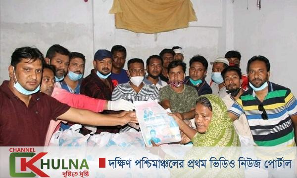 কর্মহীন অসহায় দুস্থদের মাঝে বিএনপি নেতা বকুলের পক্ষে খুলনা জেলা বিএনপির ত্রাণ ও ঈদের খাদ্য সামগ্রী বিতরণ
