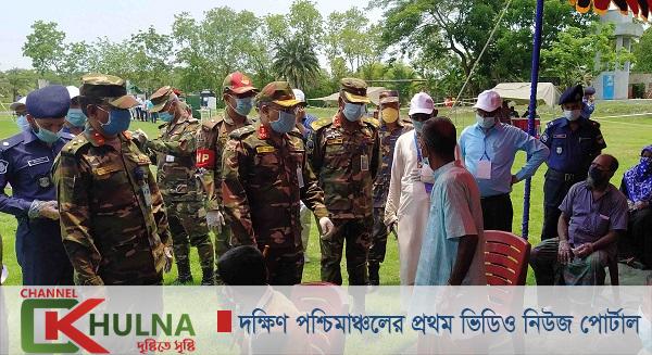 বাগেরহাটে সেনাবাহিনীর চিকিৎসা ক্যাম্প