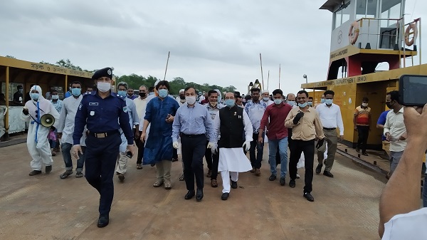 মোড়েলগঞ্জ-শরণখোলায় ভাঙ্গনকবলিত এলাকা পরিদর্শন করলেন পানিসম্পদ মন্ত্রী (ভিডিও)