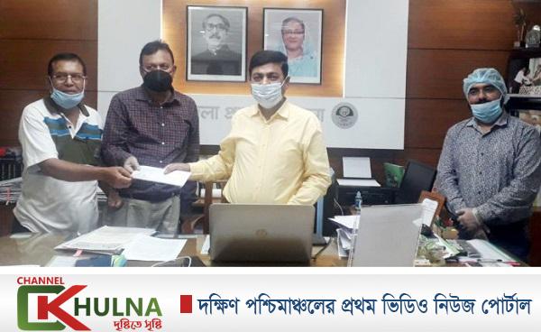 খুলনা প্রেসক্লাবকে জেলা প্রশাসনের পক্ষ থেকে আর্থিক সহায়তা প্রদান