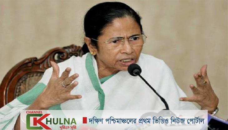 করোনার হিন্দু-মুসলমান আছে কিনা জানতে মোদিকে মমতার প্রশ্ন