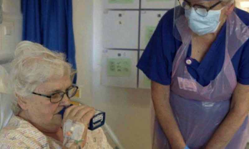 করোনার চিকিৎসায় নতুন ওষুধ প্রয়োগ করছে যুক্তরাজ্য