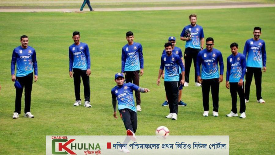 শ্রীলঙ্কা সফর নিয়ে অপেক্ষা করতে চান ক্রিকেটাররা