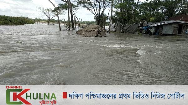 বাগেরহাটের শরণখোলায় জোয়ারের পানি লোকালয় প্লাবিত