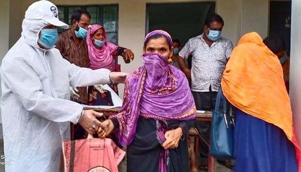 মোড়েলগঞ্জে ২ হাজার অসচ্ছল পরিবারকে জরুরি খাদ্য সহায়তা প্রদান