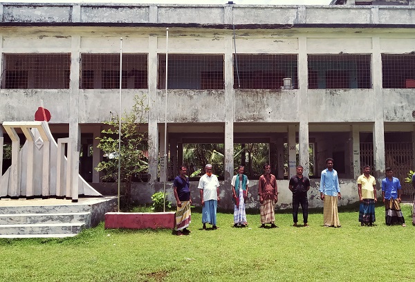 মোড়েলগঞ্জে রাজাউল্লাহ বিদ্যালয়ের নিয়োগ বানিজ্য বন্ধের দাবিতে ফুসে উঠেছে এলাকাবাসি