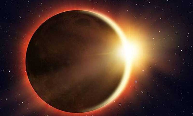 রাত পৌণে ১২টা থেকে চন্দ্রগ্রহণ