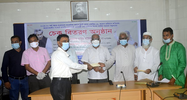 যেকোন দুর্যোগ ও সংকটময় পরিস্থিতিতে সাংবাদিকদের পাশে থাকেন প্রধানমন্ত্রী: খুলনা সিটি মেয়র