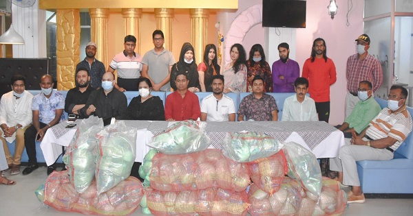 খুলনা সোসাইটির ঈদসামগ্রী বিতরণ শুরু