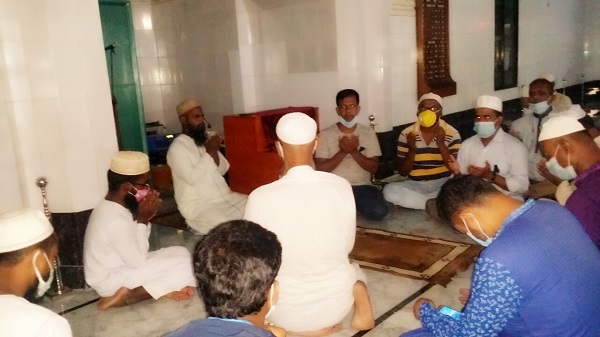 মাগুরায় স্বেচ্ছাসেবকদলের কেন্দ্রীয় সভাপতির আত্মার শান্তি কামনায় দোয়া মাহফিল অনুষ্ঠিত