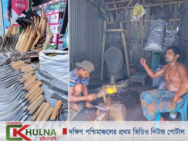 ব্যস্ত সময় পার করলেও চুলকাঠির কামার পট্টিতে বেচাকেনা নেই