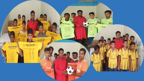 তালায় ক্ষুদে ফুটবলারদের মাঝে ক্রীড়া সামগ্রী বিতরণ