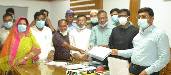 নিরাপদ সড়ক চাই খুলনার উদ্দোগে প্রধানমন্ত্রী বরাবর স্মারকলিপি পেশ