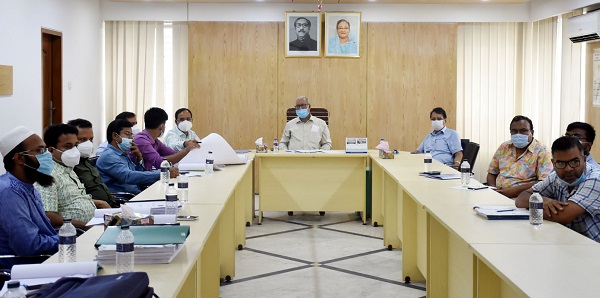 খুলনা শহরের জলাবদ্ধতা দূরীকরণে ড্রেনেজ ব্যবস্থার উন্নয়ন শীর্ষক প্রকল্পের পর্যালোচনা সভা অনুষ্ঠিত