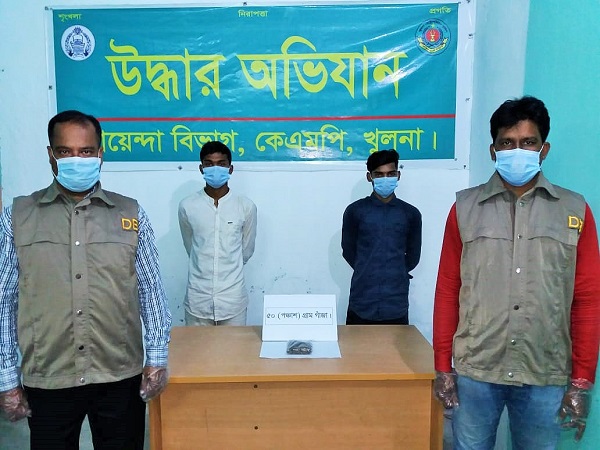 কেএমপি’র অভিযানে ১২৭ পিস ইয়াবাসহ ৬ মাদক ব্যবসায়ী গ্রেফতার