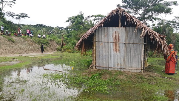 শরণখোলায় ঘর সহ কৃষকের সম্পত্তি দখল!