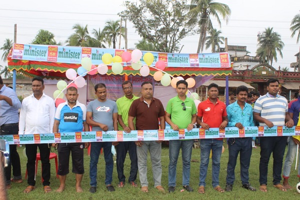 পাটকেলঘাটা ফুটবল মাঠে মিনিস্টার ফ্রিজের সৌজন্যে ৮ দলীয় ফুটবল খেলার উদ্ধোধন