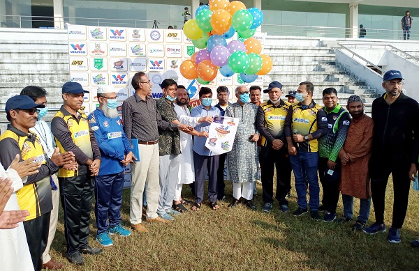 গণমাধ্যমকর্মীরা হচ্ছেন সমাজের বিবেক: তালুকদার আব্দুল খালেক