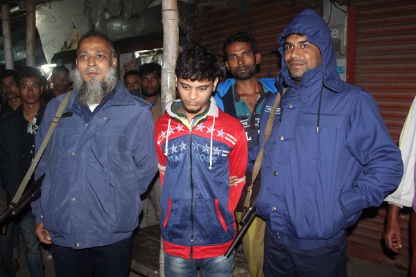 বাগেরহাটের মোল্লাহাটে ৫ম শ্রেণীর মাদ্রাসা ছাত্রীকে ধর্ষণের দায়ে ধর্ষক সুজন আটক