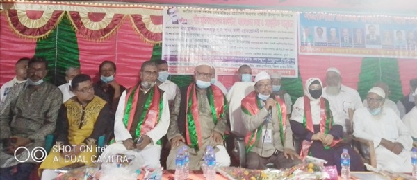 পাইকগাছায় ঐতিহ্যবাহী উদয়ন সংঘের উদ্যোগে মুক্তিযোদ্ধাদের সংবর্ধনা অনুষ্ঠান