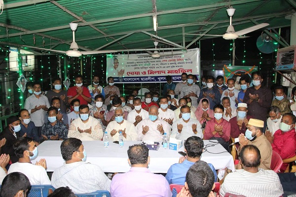 বঙ্গবন্ধু ভ্রাতা শহীদ শেখ আবু নাসেরের পরিবারের সদস্য ও উপমন্ত্রী’র রোগমুক্তি ও সুস্থ্যতা কামনা করে নগর ছাত্রলীগের দোয়া মাহফিল