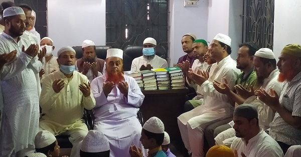 চিতলমারীতে এমপি শেখ হেলাল উদ্দীনের সুস্থতা কামনায় দোয়া