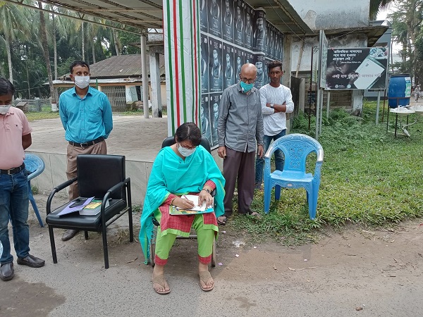 মোল্লাহাটে করোনারোধে ভ্রাম্যমান আদালতে ২০ জনের অর্থদন্ড