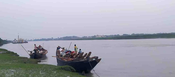 সুন্দরবনে দুবলার চরে শুটকি আহরনে রামপালের ৮ শতাধিক জেলে প্রস্তুতি নিচ্ছে