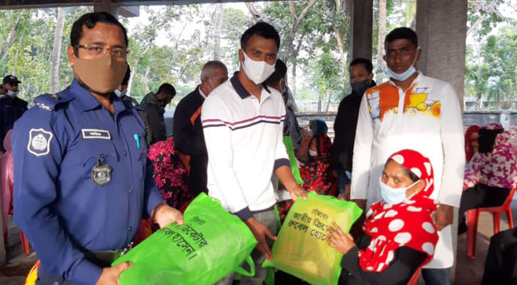 ১২শ’ শীতার্ত পরিবারের পাশে রুবেল হোসেন