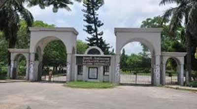 হল বন্ধ রেখে পরীক্ষা, বিক্ষুব্ধ ইবি শিক্ষার্থীরা