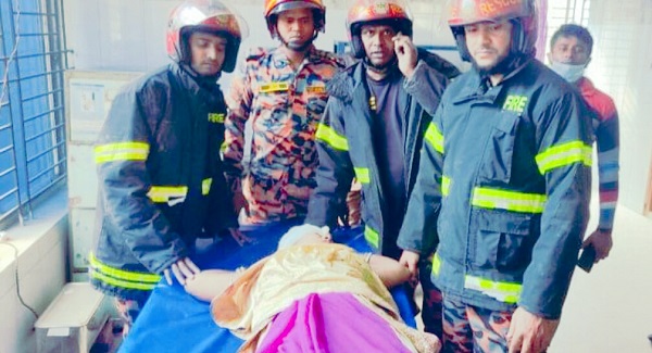 মাগুরায় ট্রাক চাপায় নিহত ১, আহত ৩