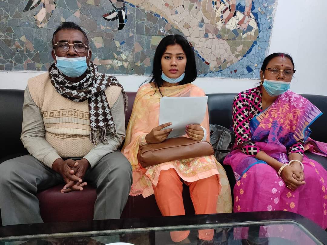 দাকোপের ভূমি দস্যু মুকুলের হাত থেকে সম্পত্তি উদ্ধারের দাবি