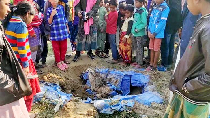 এক রাতেই ৭টি কঙ্কাল চুরি