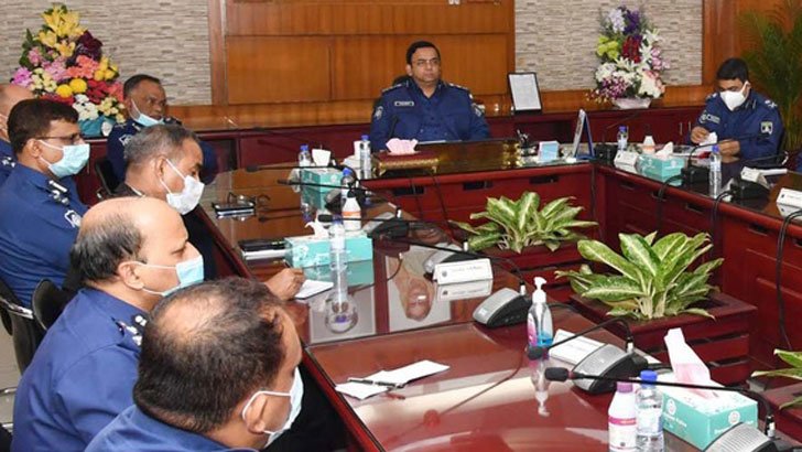 নির্মমতাকে চিরতরে কবর দিয়ে মানুষকে ভালোবাসতে হবে: আইজিপি