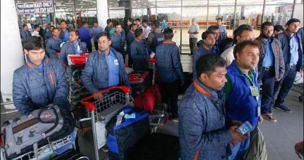 হঠাৎ ফ্লাইট বন্ধ, আবুধাবি থেকেই ফেরত পাঠানো হলো শতাধিক বাংলাদেশিকে