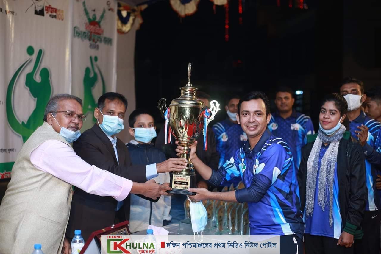 বিজয় দিবসে জেলা প্রশাসন হিসাব সহকারীদের ক্রিকেট টুর্নামেন্ট