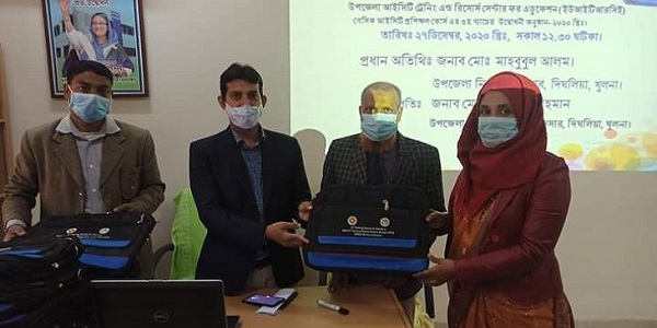 দিঘলিয়ায় বেসিক আইটিসি প্রশিক্ষণের উদ্বোধন