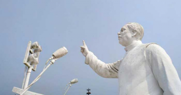 ভাস্কর্য ইস্যুতে আলেম-ওলামাদের মত নিচ্ছে সরকার