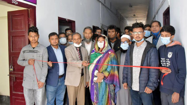 খুবি সাংবাদিক সমিতির অফিস উদ্বোধন
